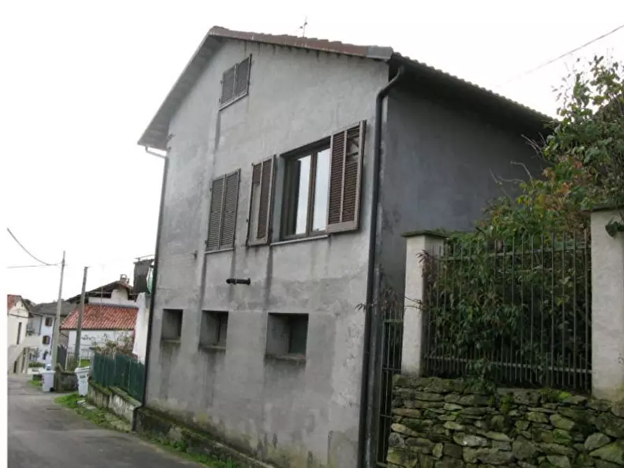 Immagine 2 di Appartamento in vendita  16 a San Colombano Belmonte