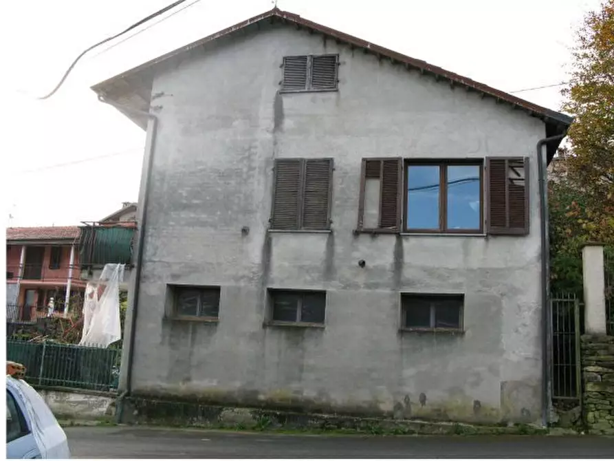 Immagine 3 di Appartamento in vendita  16 a San Colombano Belmonte