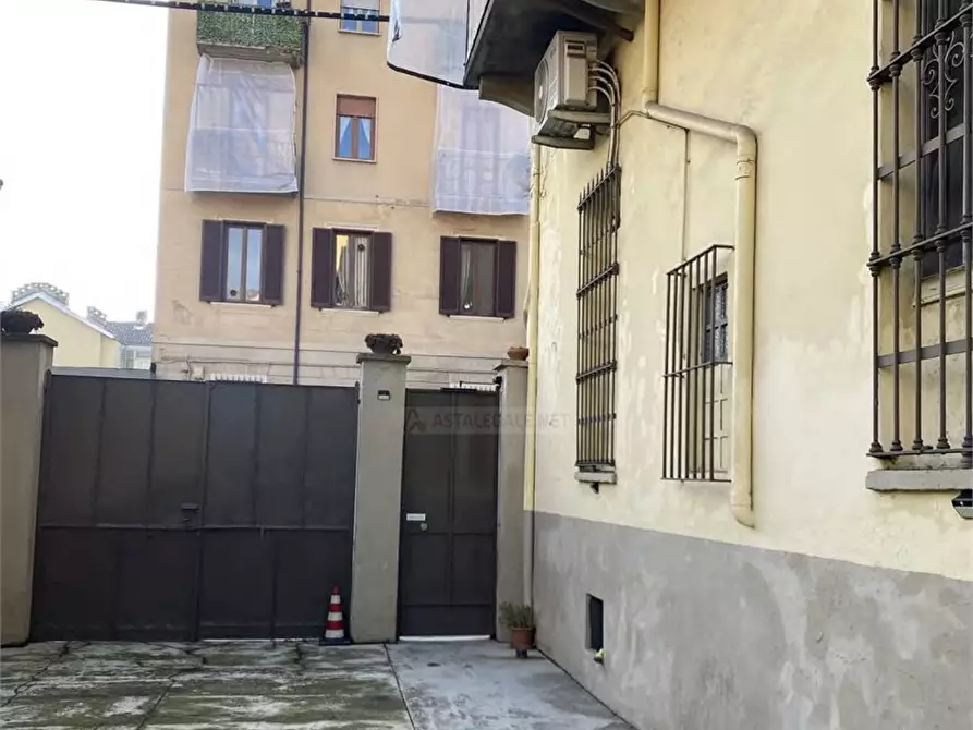 Immagine 4 di Appartamento in vendita  1 a Torino