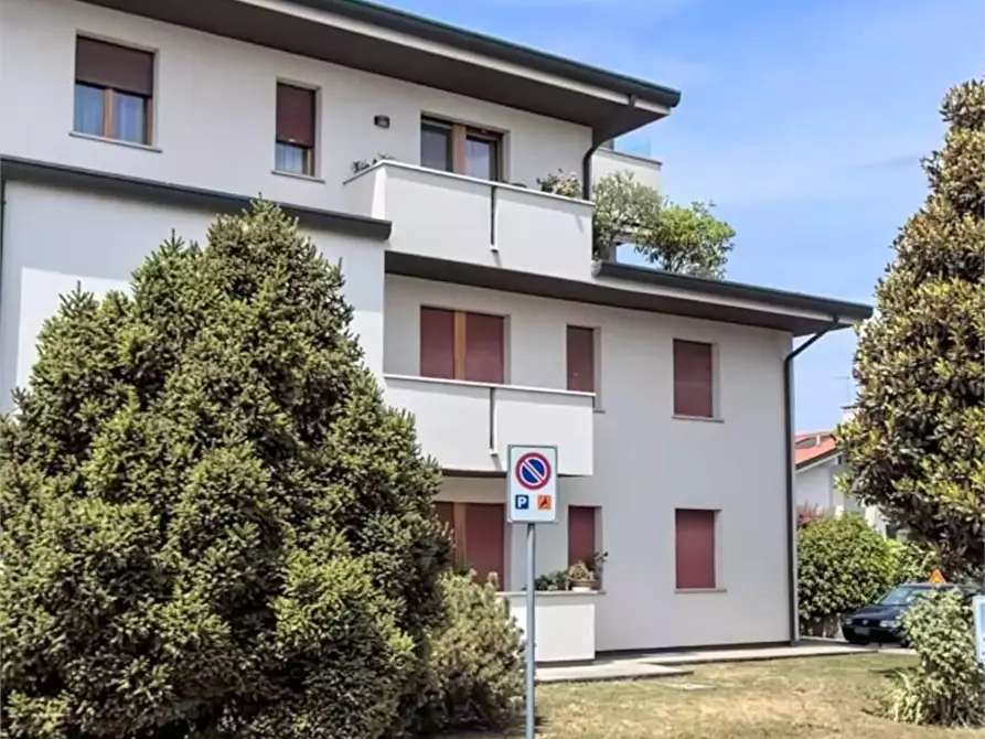 Immagine 1 di Appartamento in vendita  4 a Castello Di Godego