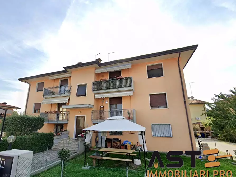 Immagine 1 di Appartamento in vendita  46 a Noventa Di Piave