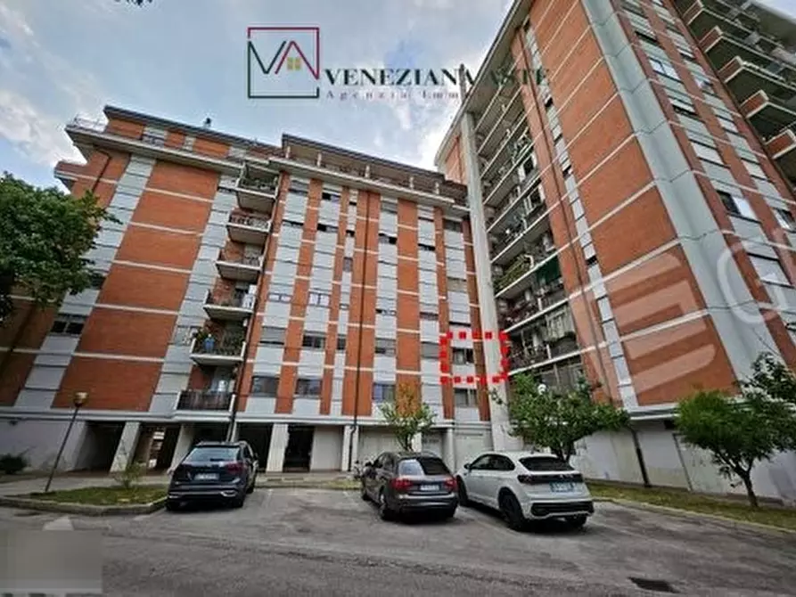 Immagine 3 di Appartamento in vendita  44 a Venezia