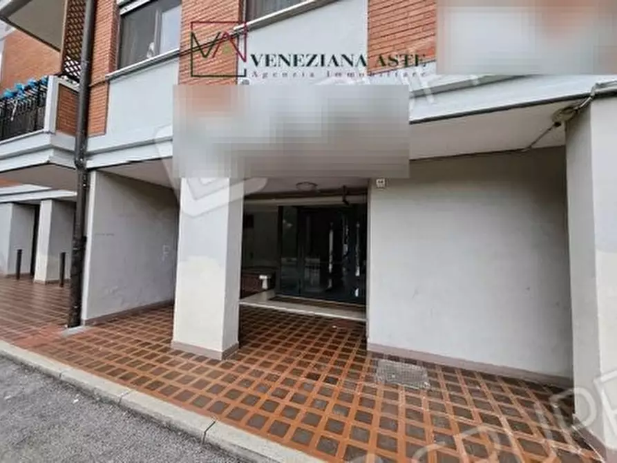 Immagine 4 di Appartamento in vendita  44 a Venezia