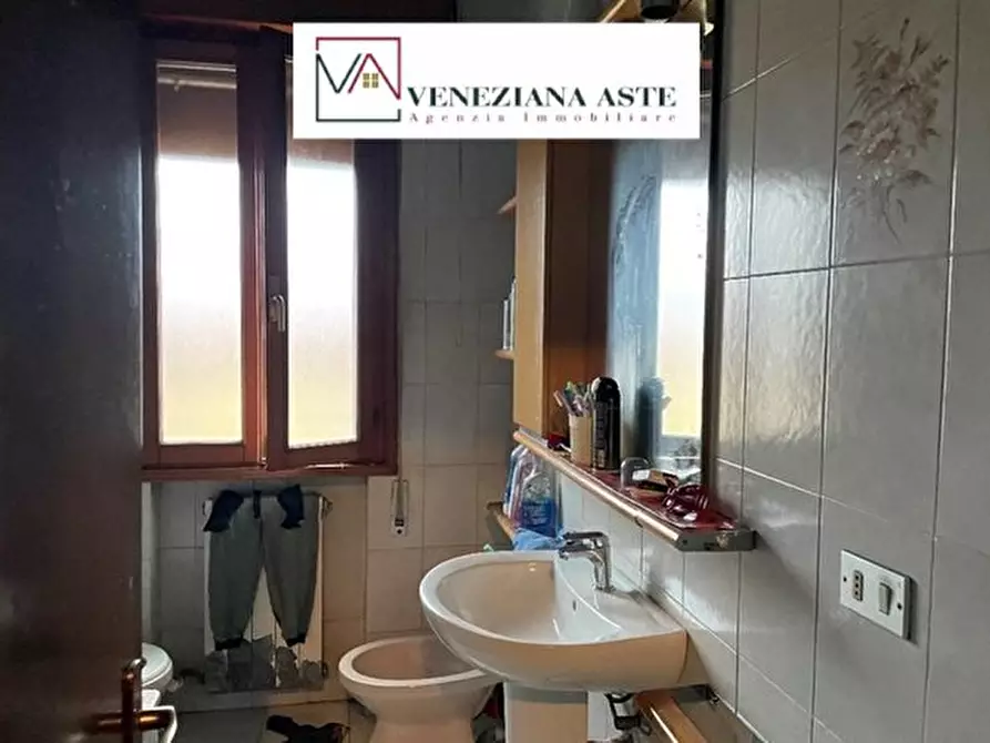 Immagine 6 di Appartamento in vendita  9 a Venezia