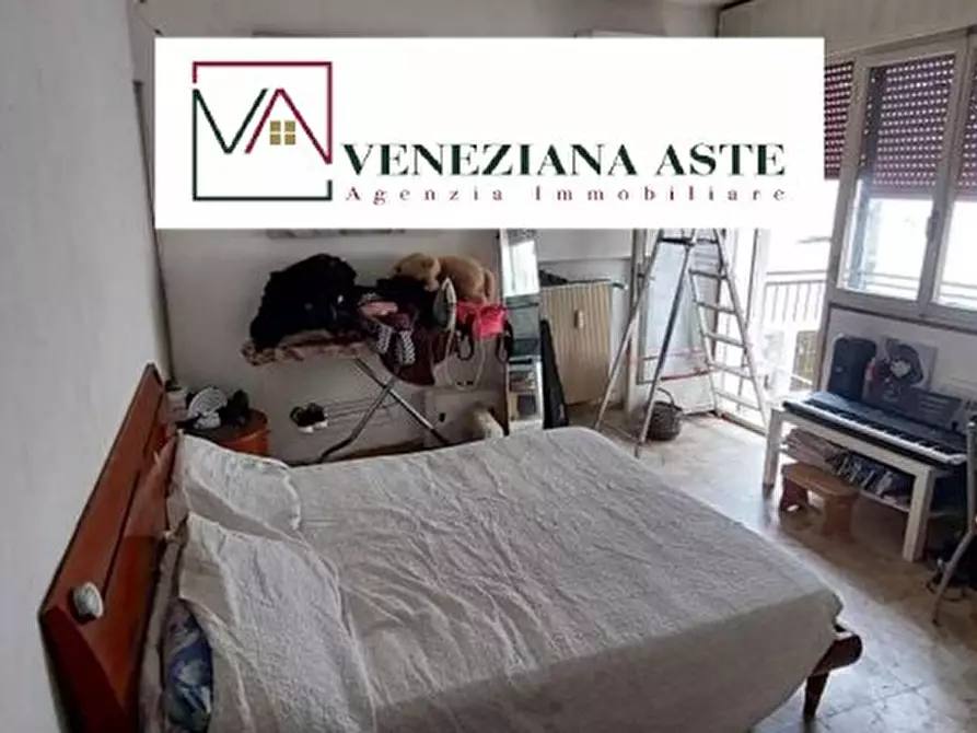 Immagine 3 di Appartamento in vendita  80/B a Venezia