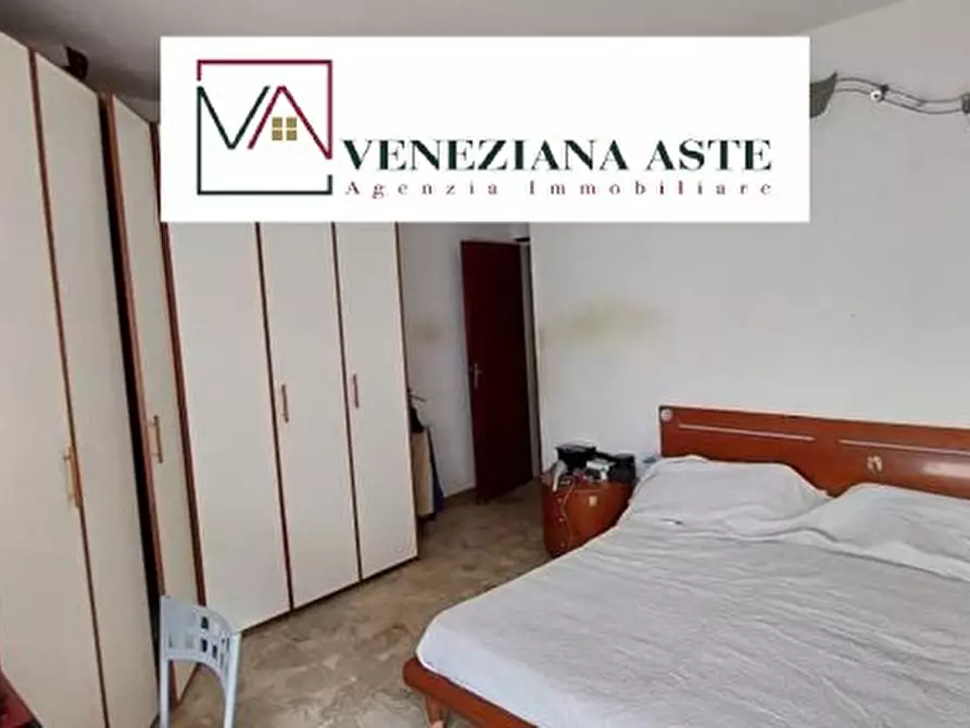 Immagine 4 di Appartamento in vendita  80/B a Venezia