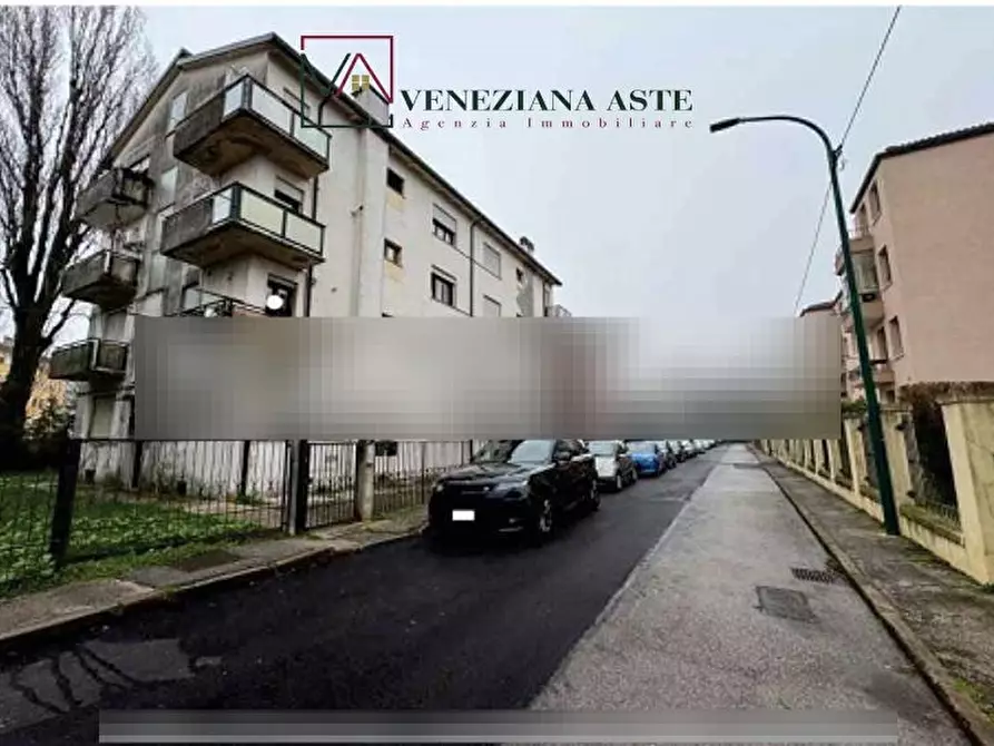 Immagine 5 di Appartamento in vendita  1 a Venezia