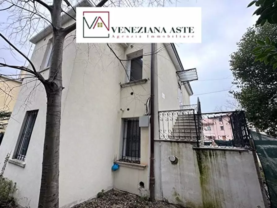 Immagine 10 di Appartamento in vendita  8 a Venezia