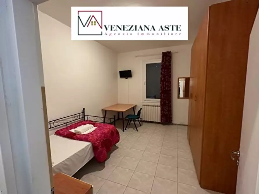 Immagine 3 di Appartamento in vendita  8 a Venezia