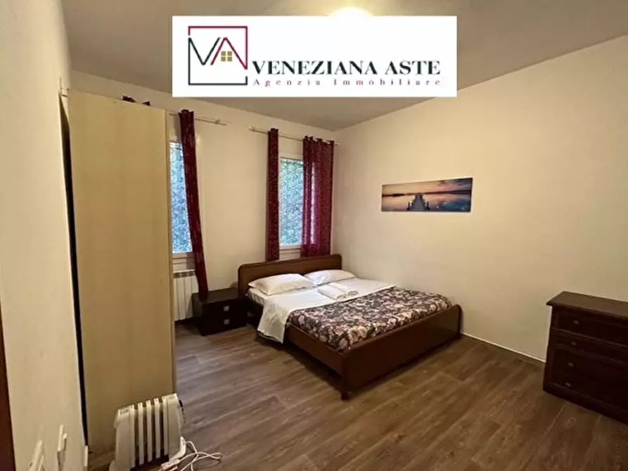Immagine 1 di Appartamento in vendita  8 a Venezia