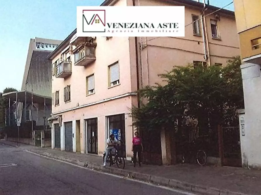 Immagine 1 di Appartamento in vendita  83/B a Venezia