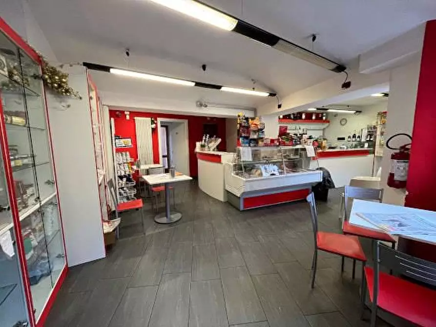 Immagine 4 di Villa in vendita  13-15 a Gassino Torinese