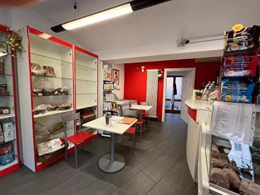 Immagine 5 di Villa in vendita  13-15 a Gassino Torinese