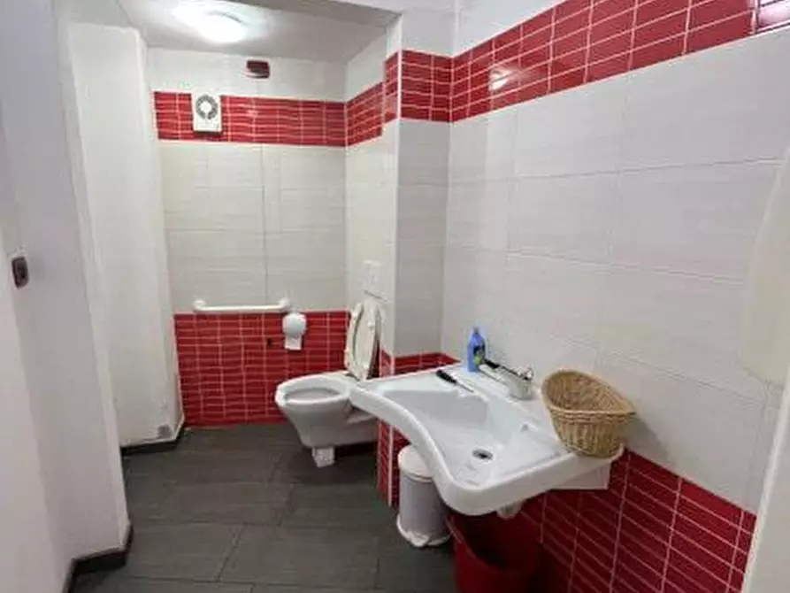 Immagine 7 di Villa in vendita  13-15 a Gassino Torinese