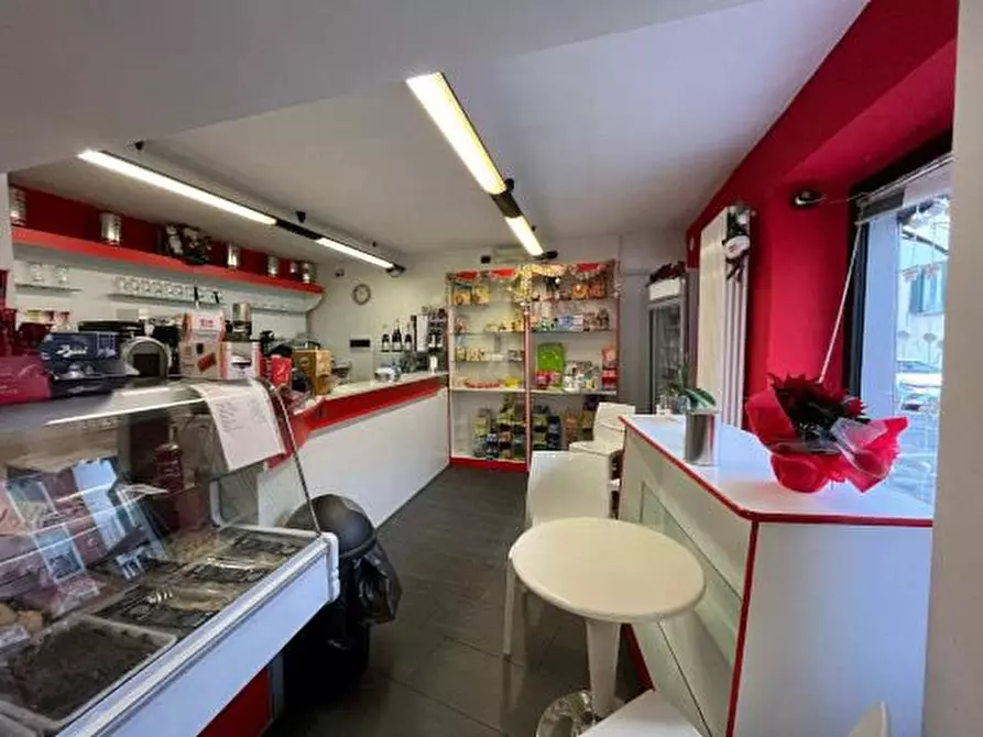 Immagine 9 di Villa in vendita  13-15 a Gassino Torinese