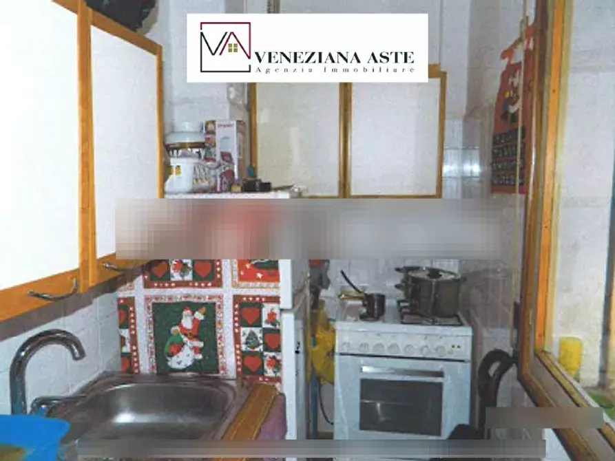 Immagine 4 di Appartamento in vendita  32 a Venezia
