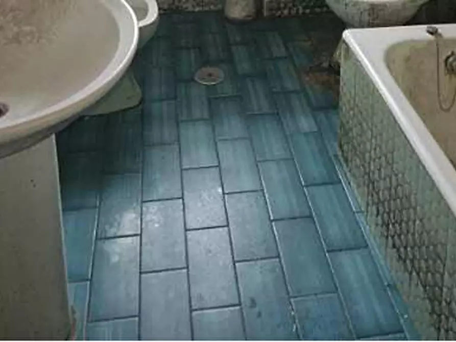 Immagine 9 di Appartamento in vendita  1018 a San Giorgio A Cremano