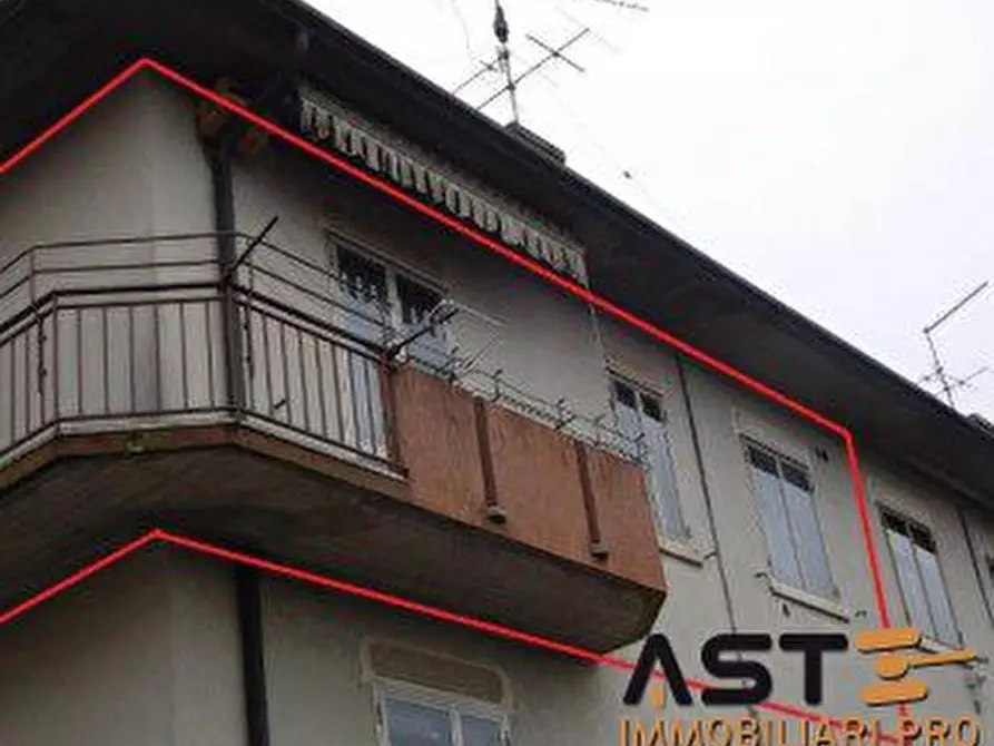 Immagine 1 di Appartamento in vendita  14 a Costabissara