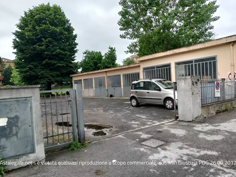 Immagine 10 di Appartamento in vendita  44 a Chieri