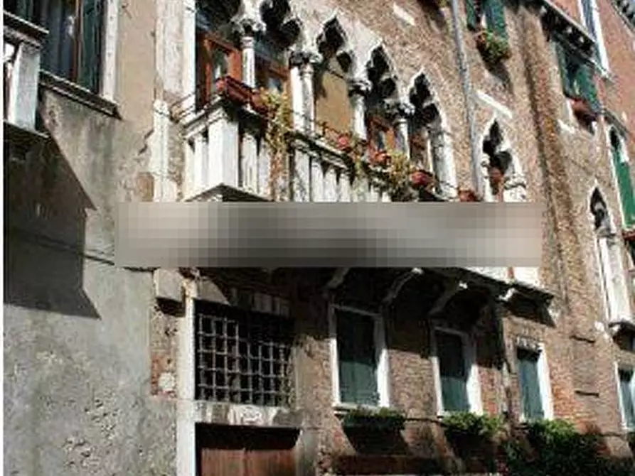 Immagine 2 di Appartamento in vendita  1662 a Venezia