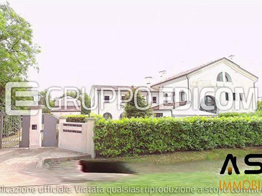 Immagine 2 di Appartamento in vendita  41/4 a Paese