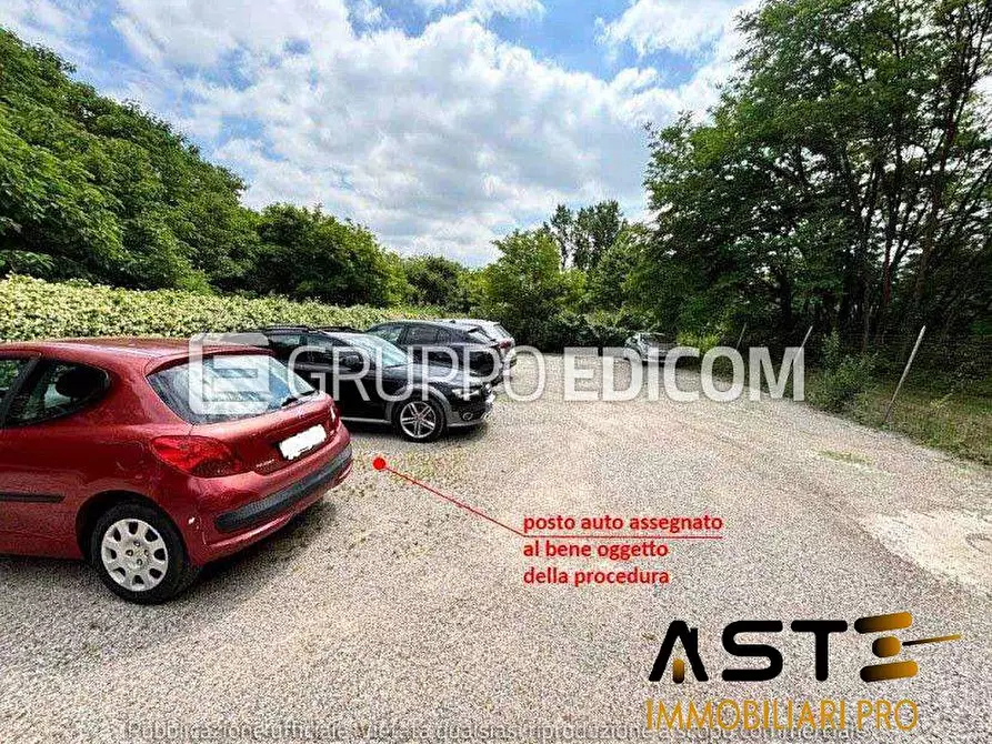 Immagine 10 di Appartamento in vendita  41/4 a Paese