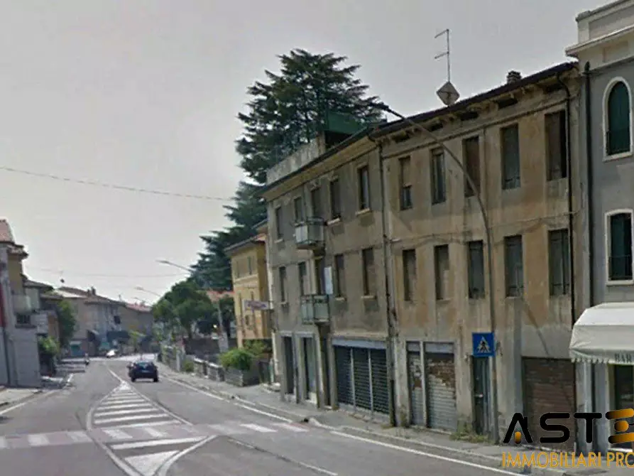 Immagine 2 di Appartamento in vendita  23 a Piovene Rocchette