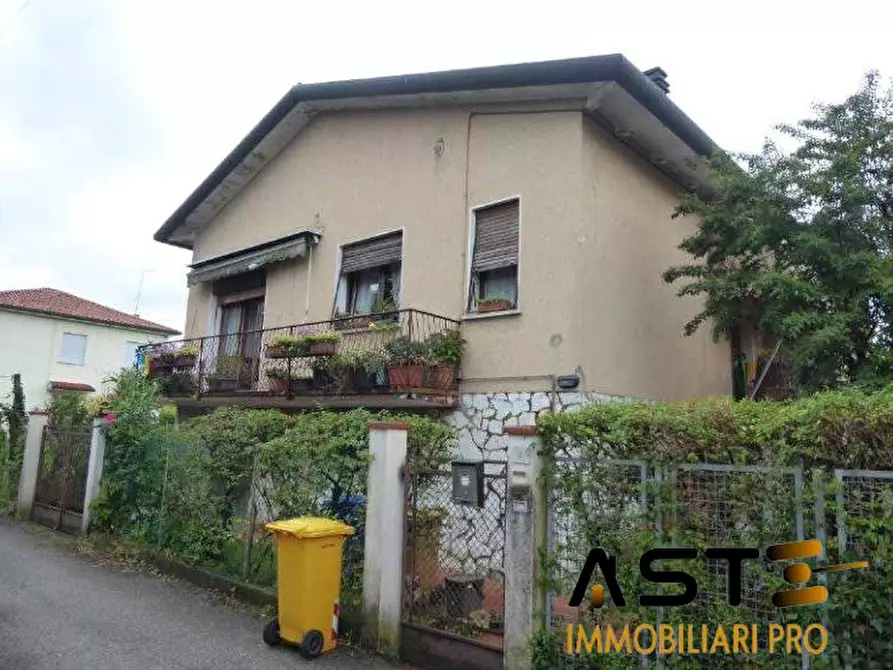 Immagine 1 di Appartamento in vendita  8 a Treviso