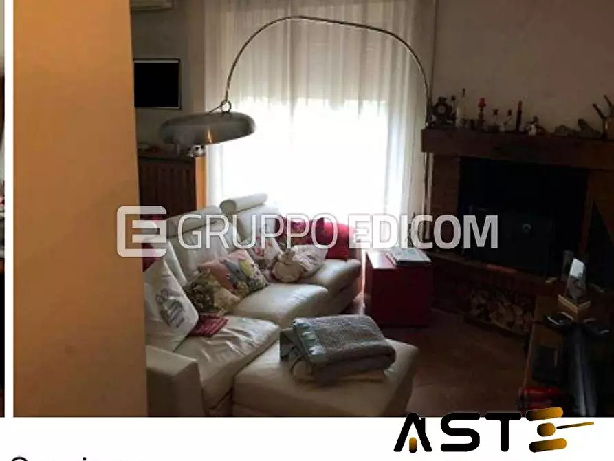 Immagine 5 di Appartamento in vendita  66 a Verona