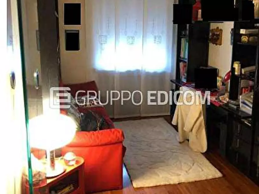 Immagine 8 di Appartamento in vendita  66 a Verona