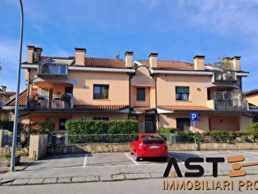 Immagine 2 di Appartamento in vendita  103 scala A, int. 2 a Vicenza