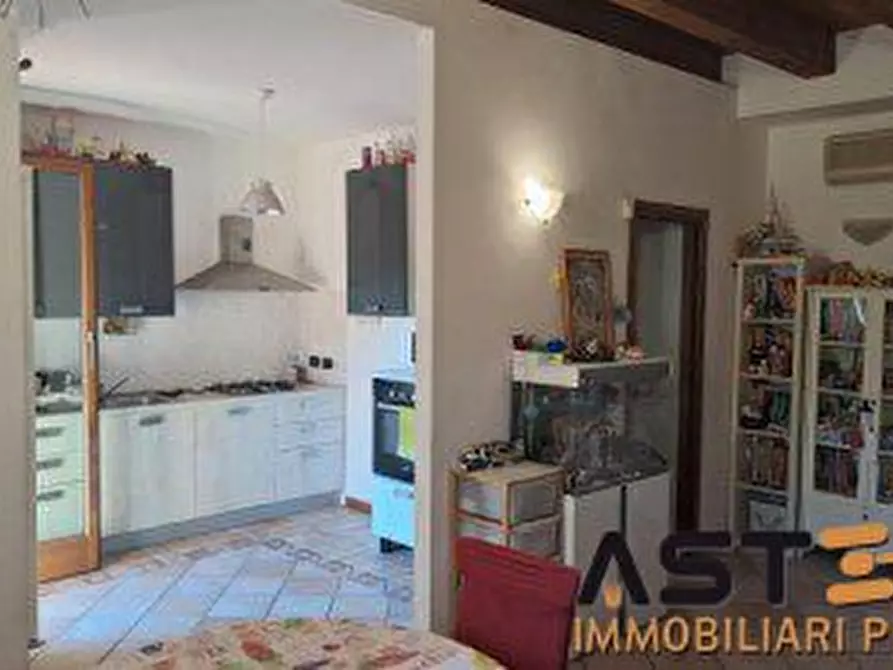 Immagine 4 di Appartamento in vendita  103 scala A, int. 2 a Vicenza