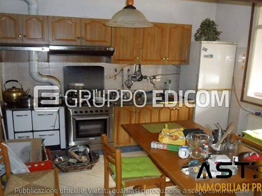 Immagine 4 di Appartamento in vendita  9 a Vittorio Veneto
