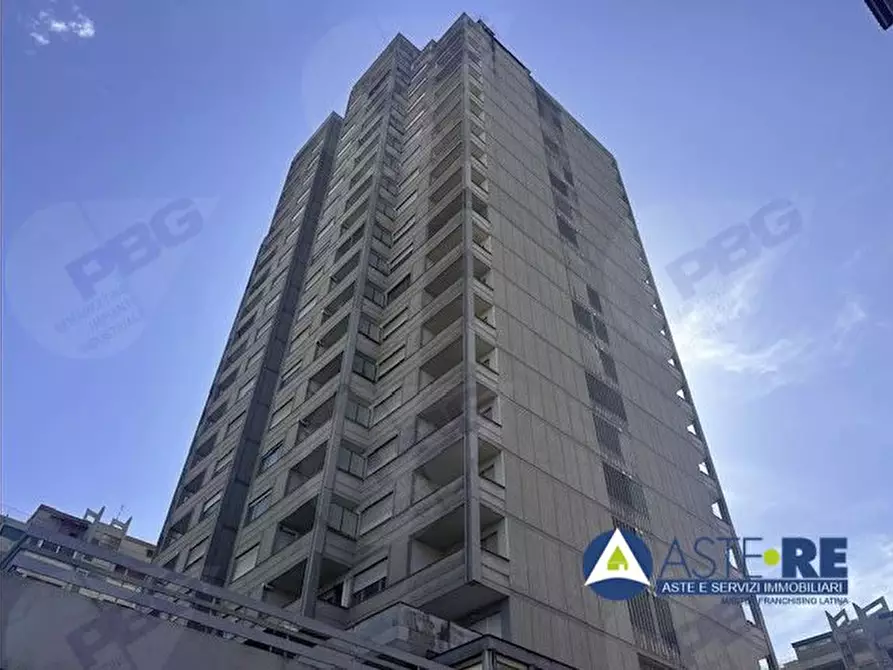 Immagine 2 di Appartamento in vendita  33 a Latina