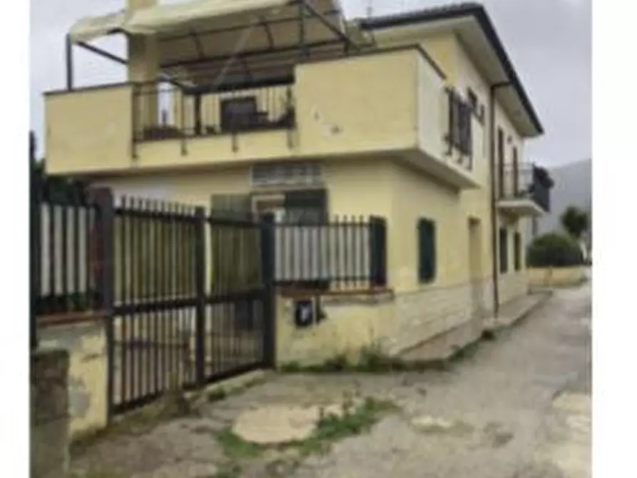 Immagine 1 di Appartamento in vendita  a Fondi