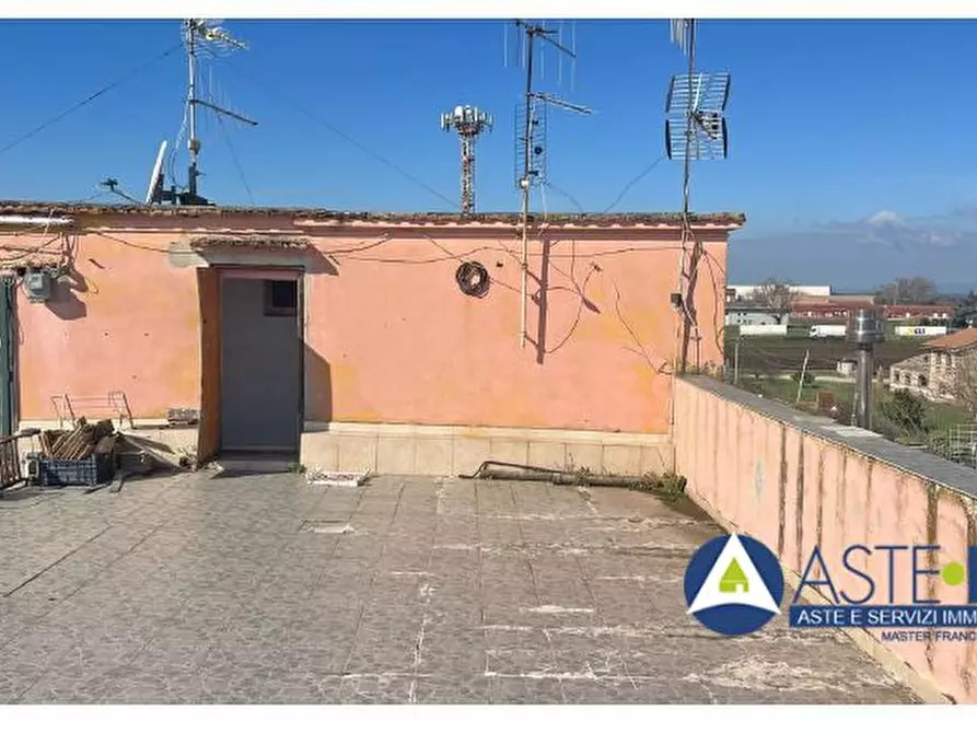 Immagine 3 di Appartamento in vendita  6 a Latina