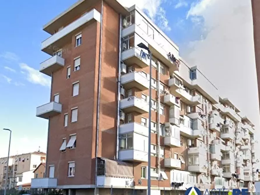 Immagine 1 di Appartamento in vendita  63 a Livorno