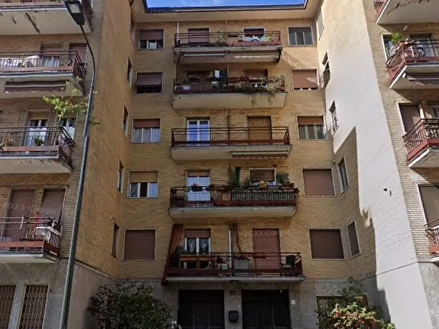 Immagine 1 di Appartamento in vendita  18 a Milano