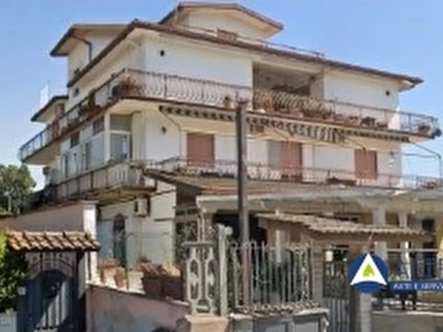 Immagine 1 di Appartamento in vendita  49 a Roma