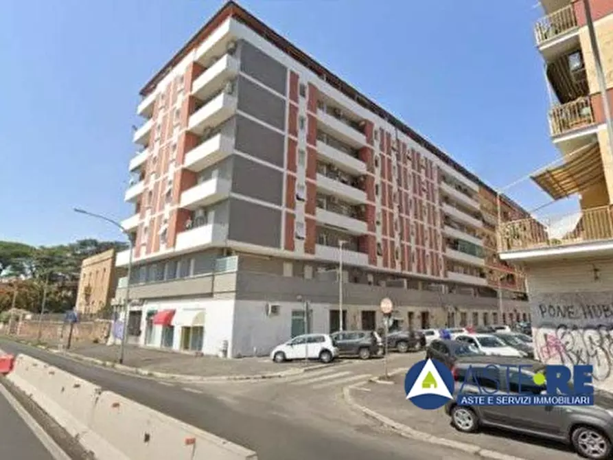 appartamento in vendita a Roma in zona Prenestino-Labicano