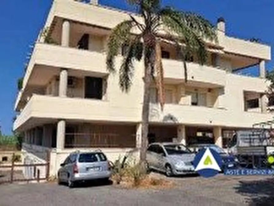 Immagine 1 di Appartamento in vendita  a Fiumicino