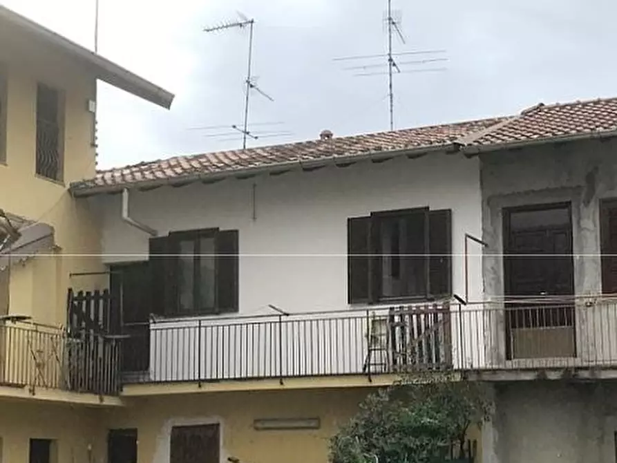 Immagine 1 di Appartamento in vendita  8 a Busto Arsizio