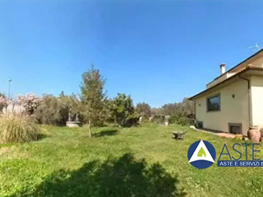 Immagine 1 di Appartamento in vendita  a Viterbo