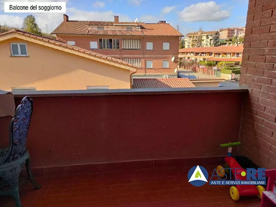 Immagine 9 di Appartamento in vendita  5 a Capranica
