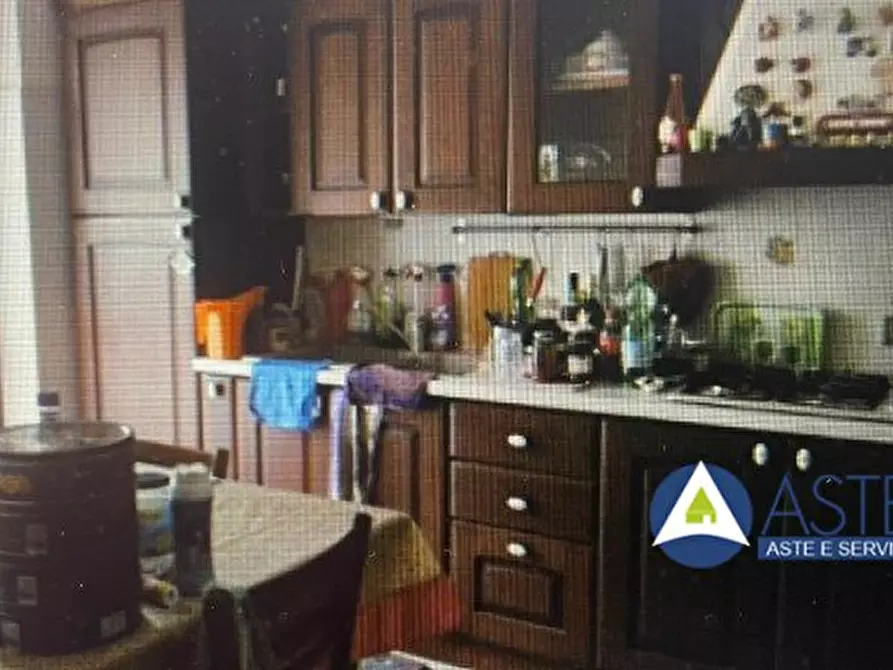 Immagine 2 di Appartamento in vendita  a Soriano Nel Cimino