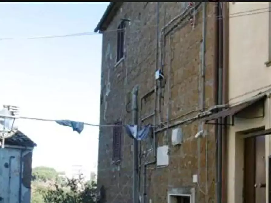 Immagine 3 di Appartamento in vendita  a Civita Castellana