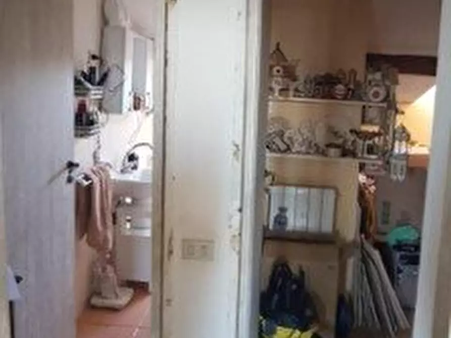 Immagine 8 di Appartamento in vendita  a Capranica