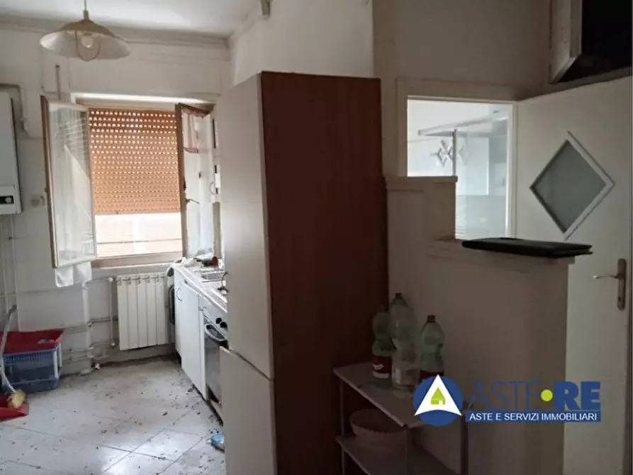 Immagine 3 di Appartamento in vendita  a Viterbo