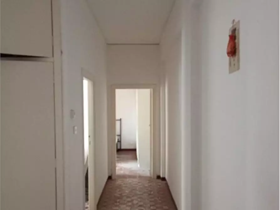 Immagine 2 di Appartamento in vendita  a Viterbo