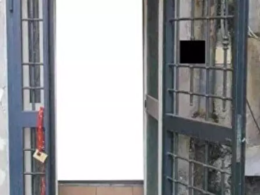 Immagine 1 di Appartamento in vendita  a Faleria